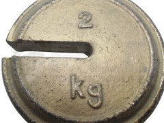 2KG CALIBRATION WEIGHT SLOTTED, 4.4LBS 5.25″ X 5.25″ X 1.25″