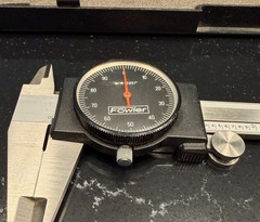 FOWLER 0″ – 6″ RANGE INSIDE / OUTSIDE DIAL CALIPER .001″ GRADUATION