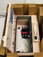 CROUSE HINDS NST1018F-D30360 30 AMP 600VAC FUSIBLE DISCONNECT SWITCH NEW IN BOX!
