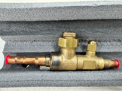 Diamondback BV-BB Series BV38BBSI Ball Valve 3/8″ OD with Insulation Sleeve