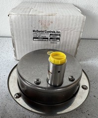MC DANIEL CONTROLS INC G30KP 30,000 PSI HIGH PRESSURE HYDRAULIC GAUGE New!!!