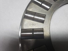 T-752 THRUST ROLLER BEARING 13.9″ OD 8.09″ ID NNB
