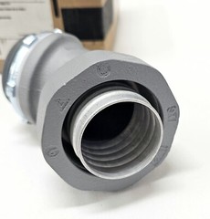 Appleton ST-45150 Liquidtight Conduit Connector 1-1/2″ ~ 45° Lfmc Conn 1 PC NEW