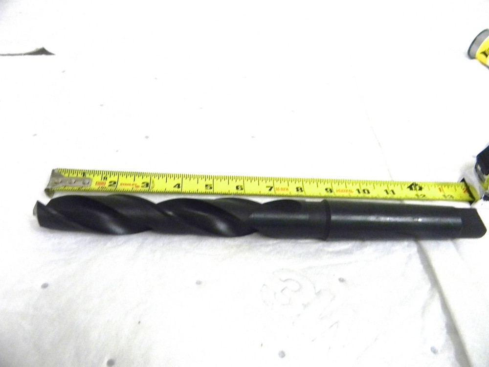 Interstate 4MT Taper Shank Drill Bit 1.1811 HSS 118º RH 13.25″ OAL 01568567