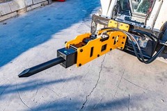 Hydraulic Hammer 680 Concrete Breaker Skid Steer Attachment Sales in USA