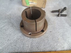 Browning Split Taper Bushing Q1, 1 7/8″ Bore 3.2 pounds NOS