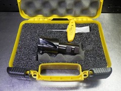 Kennametal 2″ 5 Flute Coolant Thru 5 Flute Endmill M1D200E1805W125L225 (LOC3344)