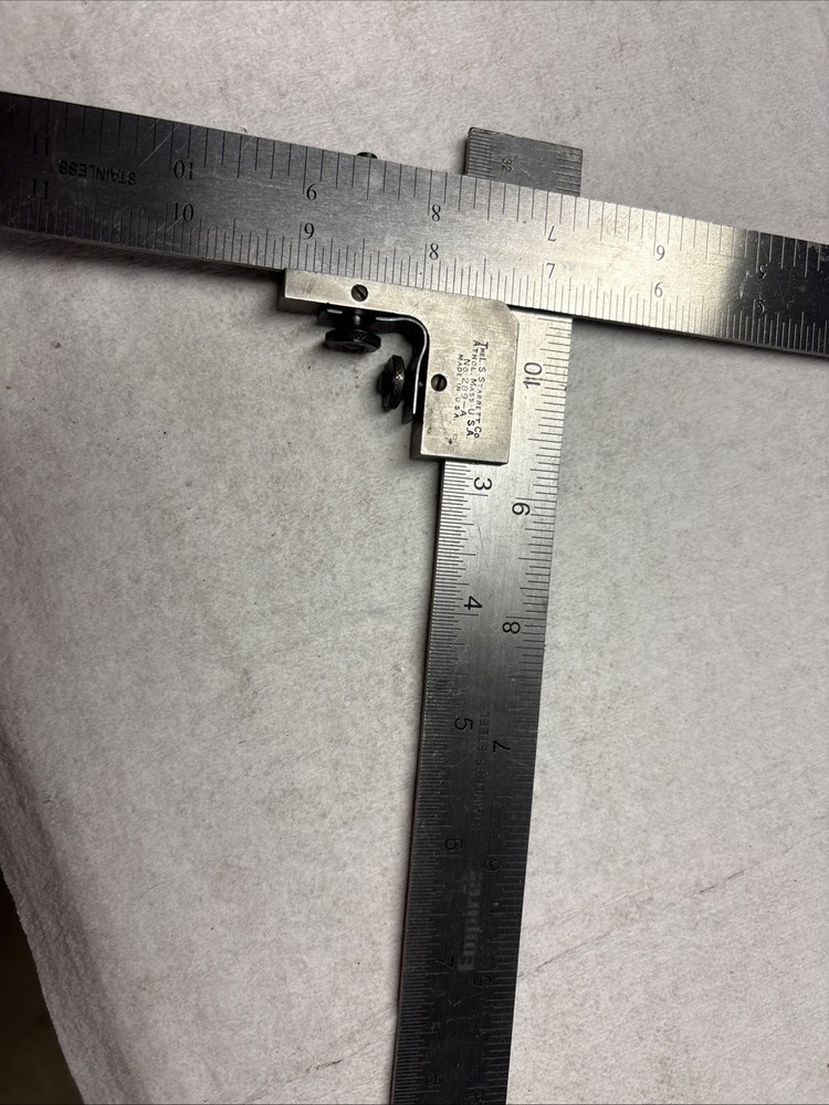 The L.S. Starrett Co. No.289A Rule Holder With 2-12 Inch Comb. Square Rules