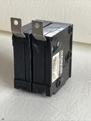 ITE Siemens B220 Circuit Breaker 20A 2Pole 120/240VAC 10KAIC Bolt On Panel Mount