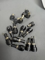 x15 Bussmann BK/HTB-42I-R Panel Mount Fuse Holder 250V (Bulk Lot)