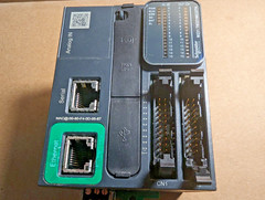 Schneider TM221ME32TK Modicon M221 Controller, 32 I/O, PNP, Ethernet ( New)