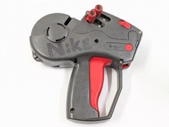 Avery Dennison Monarch 1136 RetailPricing Sticker Labeling Tagging Gun W Labels