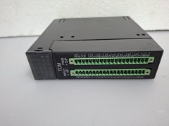 GE Fanuc IC693TCM302B Temperature Control Module for 90-30 PLC, 8-Channel, 24VDC