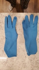 Box of 100 Covidien 18 mil ChemoPlus Latex Hand Specific Medium Gloves CT0192-1