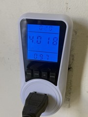 Digital Power Saving Energy Monitor Watt Amp Volt KWh Meter Electricity Analyzer