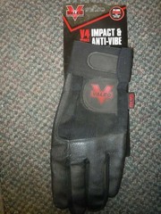 Valeo V435 Full Finger Impact And Anti-Vibe 1 Glove pick size and hand