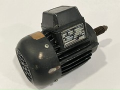 WEG ODG 534 T/391 Motor 3842218261 480V 0.4A 3PH 1680 RPM