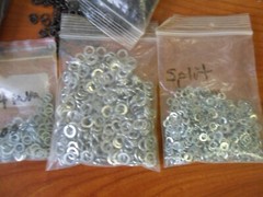 3.10 Lbs Lot Spring Washers & Split Lock Washers ( 4000+- Pieces ) As Pictured