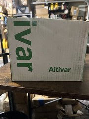 Schneider Electric Altivar 312 ATV312HU15N4 VFD 1.5kW 2HP 380-500V 3Ph