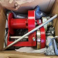 Thern M452B 4000lb Spur Gear Hand Winch Brake 300FT Cable Capacity