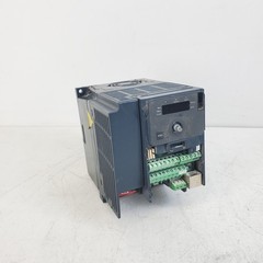 Schneider Electric Altivar 320 ATV320U15N4C 2 HP Variable Frequency Drive