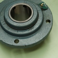 Dodge Bearing 023133 Piloted Flange 4 Bolt BORE: 2-7/16” USA