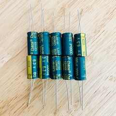 3300uF 6.3V Electrolytic Capacitors Green 6.3V 3300uF Volume 10×20 mm Choose Qty