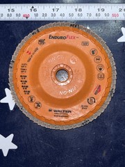 Two Walter 4-1/2” 40 Grit Spin-On Enduro-Flex 06B454 4.5″ X 5/8-11 2 Flap Disc