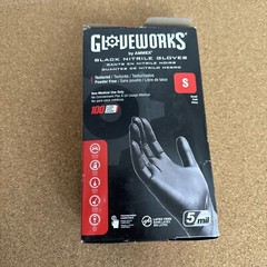 GPNB42100 GlovePlus Black Nitrile PF Ind Gloves, Small