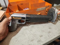 RAMSET JOBMASTER 122MD COMPLETE WITH TOOL BOX AND ACCESORIES MADE IN U.S.A