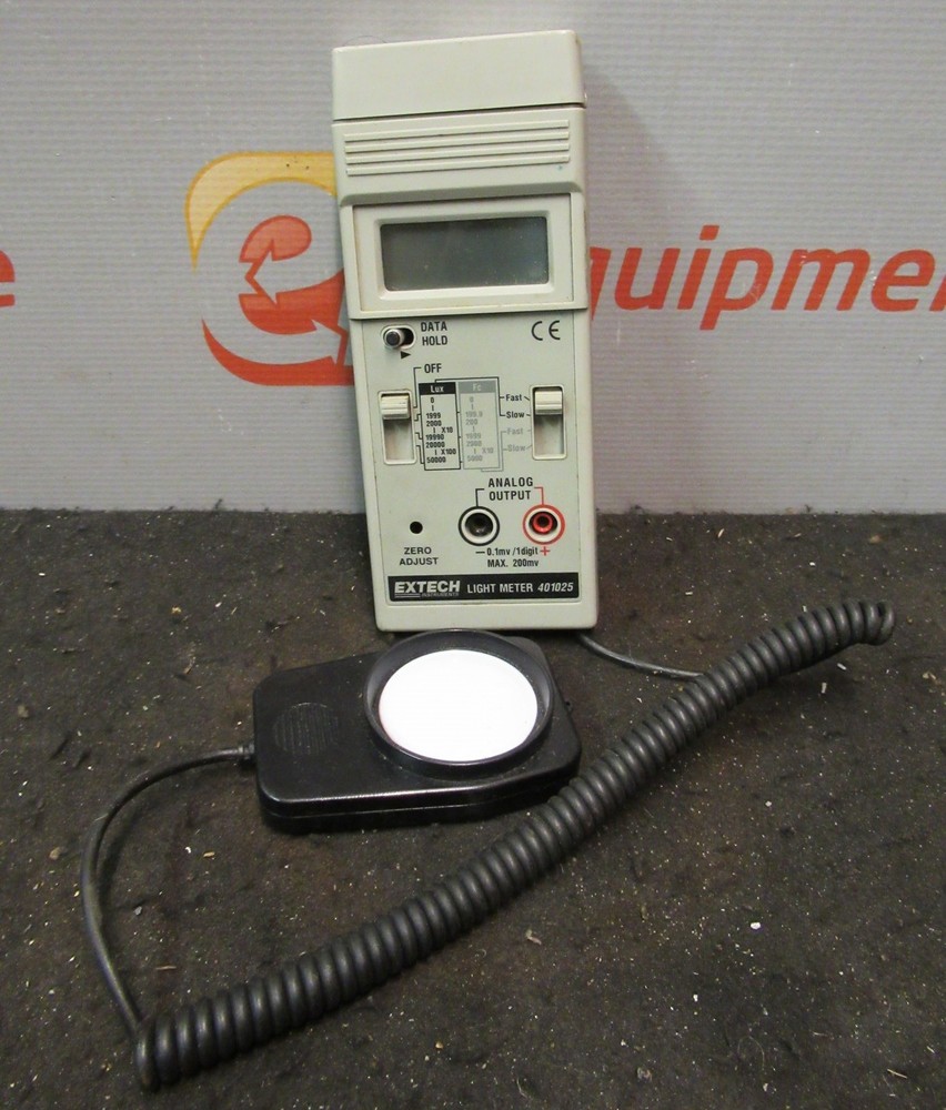 Extech 401025 Digital Lux Light Meter Foot Candle Manual Adjustment Fast Slow
