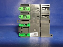 Schneider Electric Modicon TM251MESE + Modicon TM3DM8R + Modicon TM3DI16