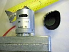 Merkle-Korff 12 Volt DC High Torque Gear Motor- 5.4 RPM 5/16″ Shaft CW/CCW