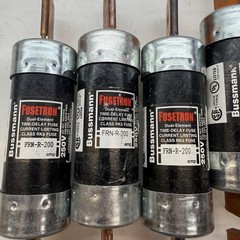 Fusetron FRN-R-200 200 Amp 250VA Dual Element Time-Delay Fuse RK5 Lott Of 9