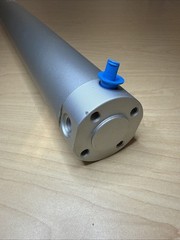 NEW! SMC CDG1BN40-600Z-A93L Pneumatic Air Cylinder