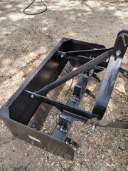 Box Blade/Scraper 48 in. Cat. 1, 3-pt. Hitch, 4 Rippers, NorTrac Brand w/Manual