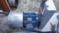 Weg 15 hp electric motor 208-230 / 460 Volts 3540 RPM