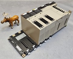 OMRON SYSMAC C200HE CPU Unit w/ C200H-ID215, OD215 & C200HW-BC051, PA204