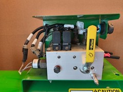 JOHN DEERE PLANTER COMPRESSOR TANK ASSEMBLY AA79379 and AA73978 valve body