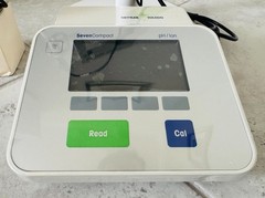 Mettler-Toledo Seven Compact S220 Digital Lab Benchtop Ion pH Meter Tester
