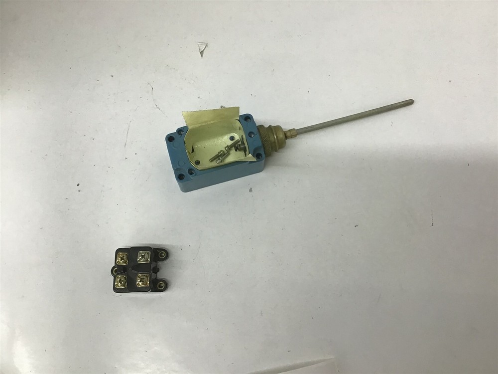 Micro Switch 2MN11 Partial Enclosure With Rat Tail