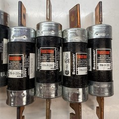 Fusetron FRN-R-200 200 Amp 250VA Dual Element Time-Delay Fuse RK5 Lott Of 9
