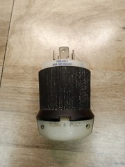 Hubbell HBL2421 20A 30 250VAC Twist-Lock
