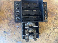 Boltswitch PT324 Pullout Disconnect Switch 200A 3-Pole 240V for Class T Fuses.