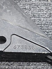 UM 67385B 30C3 Ripper Point Shark Fin Casting For Unverferth ATR 67951B