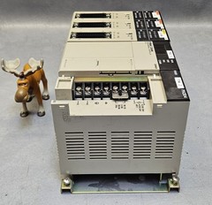 OMRON SYSMAC C200HE CPU Unit w/ C200H-ID215, OD215 & C200HW-BC051, PA204