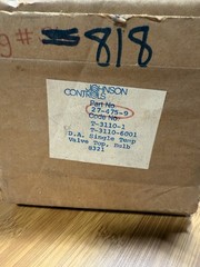 New Johnson Controls T-3110-1 Thermostat Bulb Element Valve Top MTG Single Temp