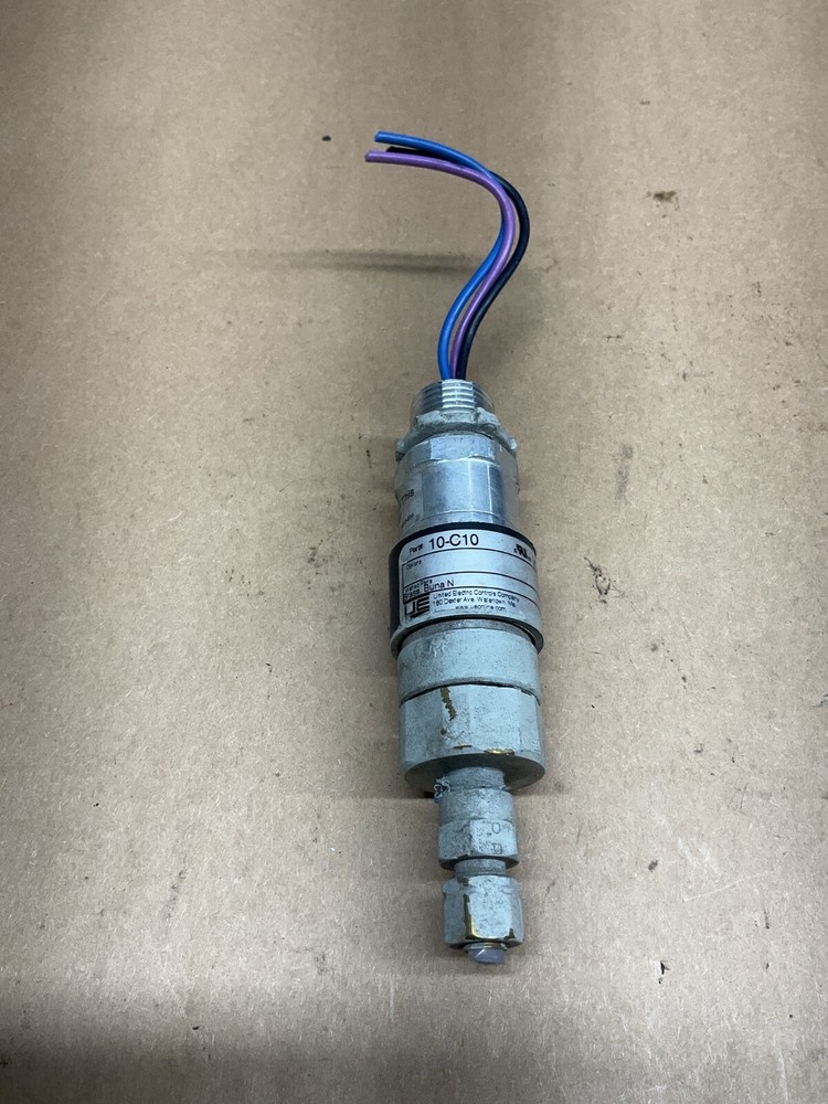 UNITED ELECTRIC Controls Company 10-C10 / 10C10 4 to 50 PSI #4021PT133