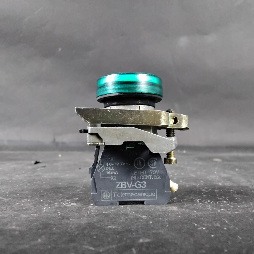 TELEMECANIQUE ZBV-G3 GREEN PUSHBUTTON ($15 OBO)
