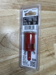 Milwaukee 1 in. Diamond Max Hole Saw Model # 49-56-0517 (Brand new Sealed)